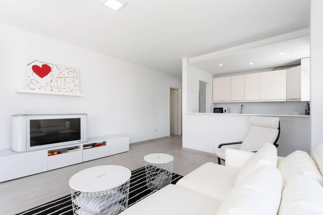 The White Heart House - Attic Sea View Apartment Los Cristianos  Luaran gambar