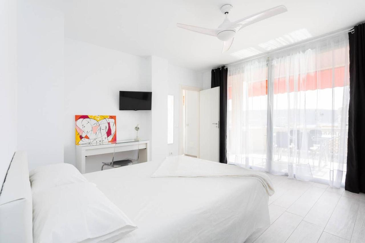 The White Heart House - Attic Sea View Apartment Los Cristianos  Luaran gambar